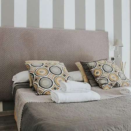 ベッド・アンド・ブレックファスト Exa - Just