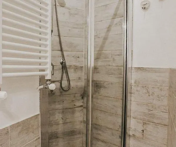 Bed & Breakfast Exa - Just