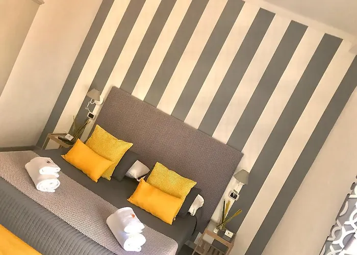 Bed & Breakfast Exa - Just 4*