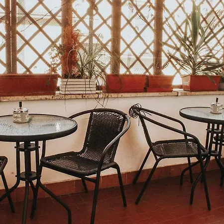 Exa - Just 4* 로마